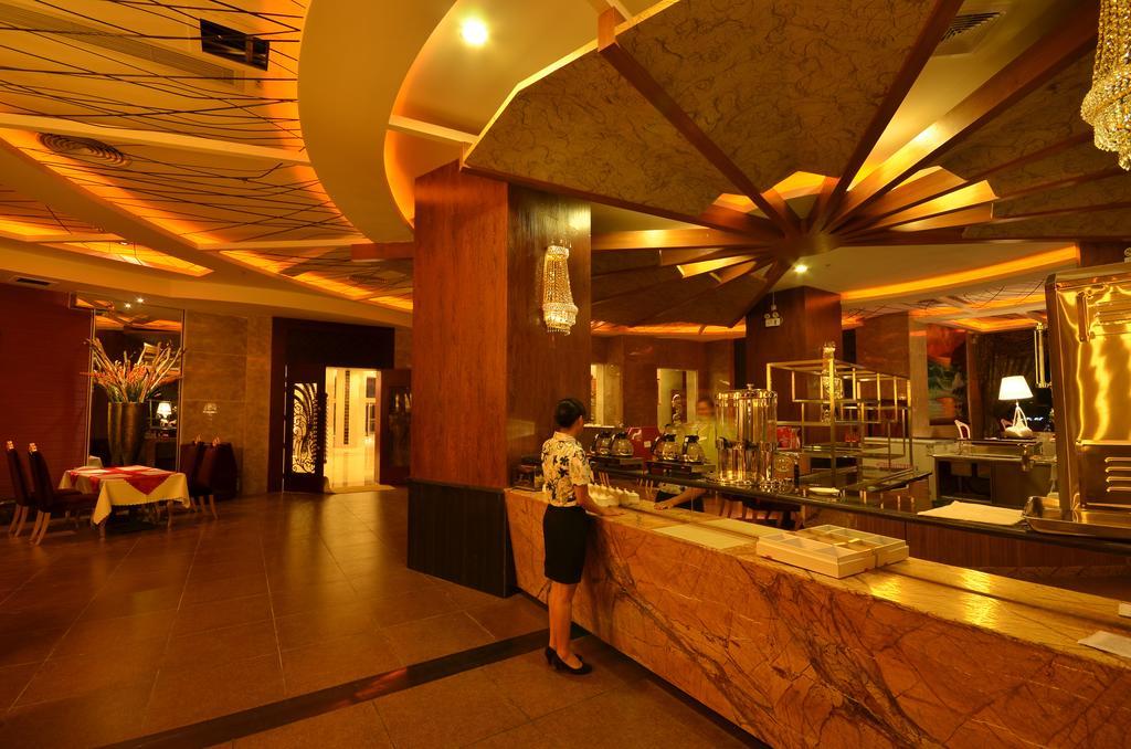 Huangma Holiday Hotel Хайкоу Экстерьер фото