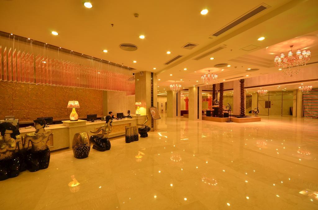 Huangma Holiday Hotel Хайкоу Экстерьер фото